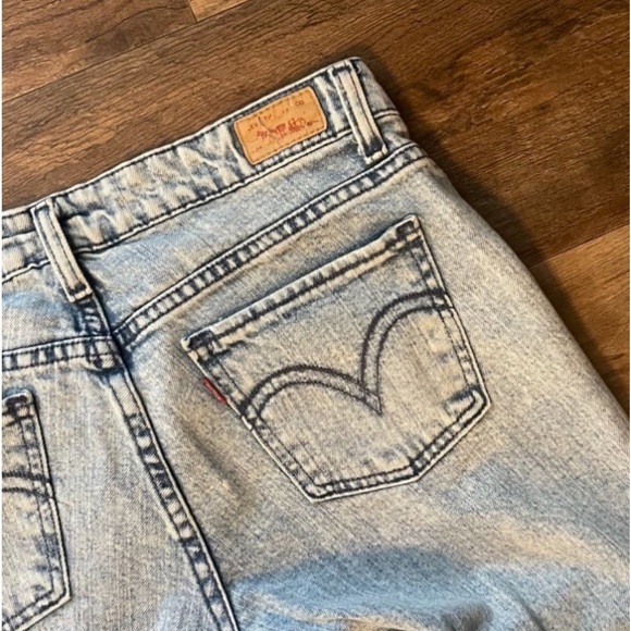 524 acid style wash Levi’s - Picture 2 of 8